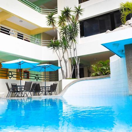 Blue Bay Hotel Salinas Kültér fotó
